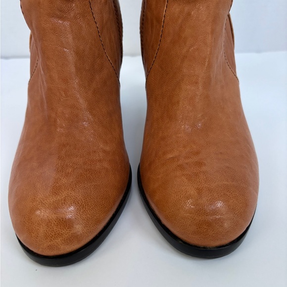 Fendi B-Buckle Tall Leather Boots | Tan | New Without Tags|35|Gorgeous Leather - Picture 2 of 12